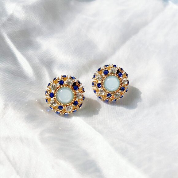 Elegant Round Stud Earrings with Light Blue Center Stone Classic Glam studs - Picture 1 of 3